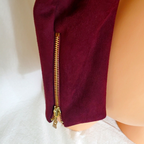 LULU'S Burgundy suede moto jacket - Picture 4 of 8